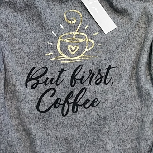 Joie de Vivre 3/4 sleeve Pullover - Picture 2 of 3